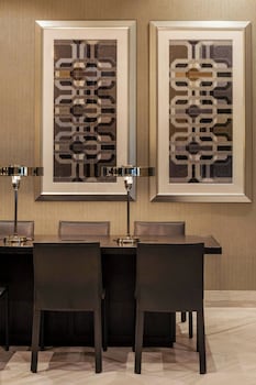 Sheraton Charlotte Hotel,North Carolina>>Charlotte,4 star