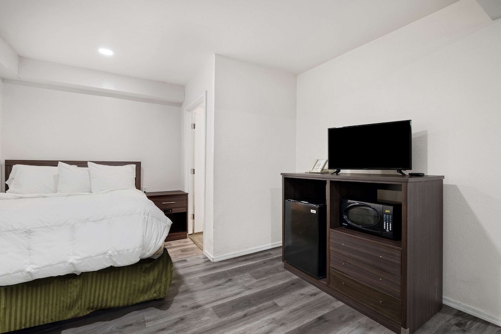 econo lodge