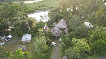 ditsowou lodge and tours