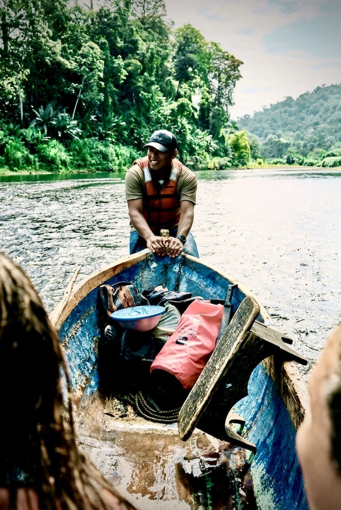 ditsowou lodge and tours