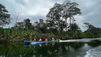 ditsowou lodge and tours