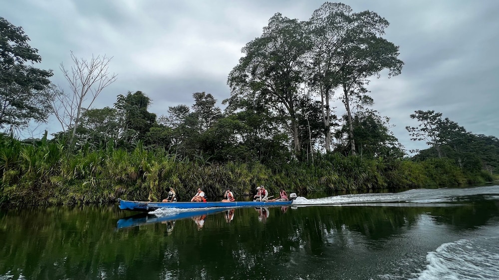 ditsowou lodge and tours