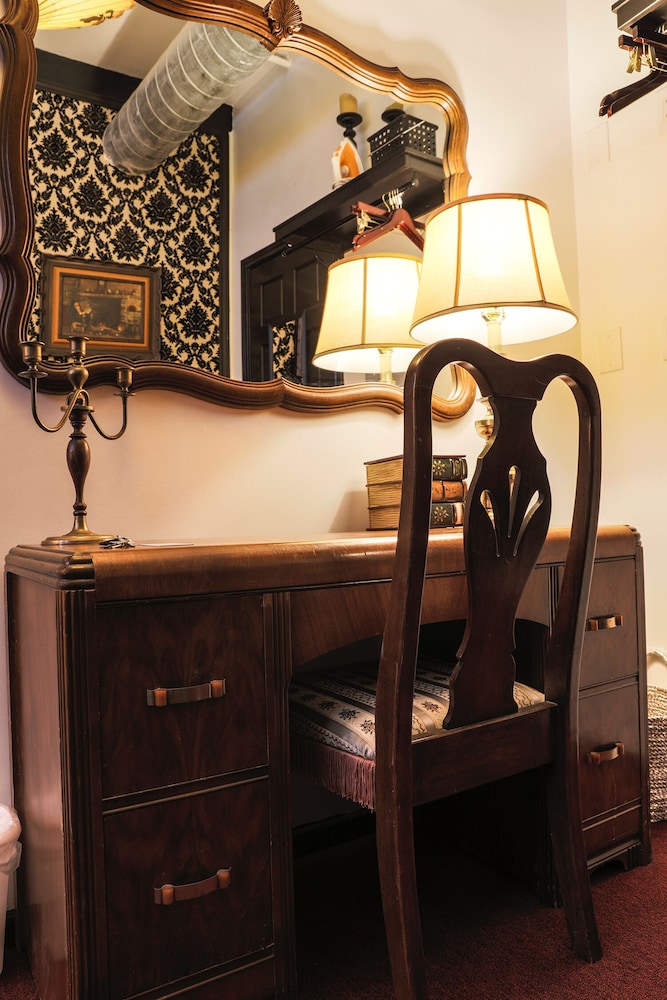 the rosemary silverlake