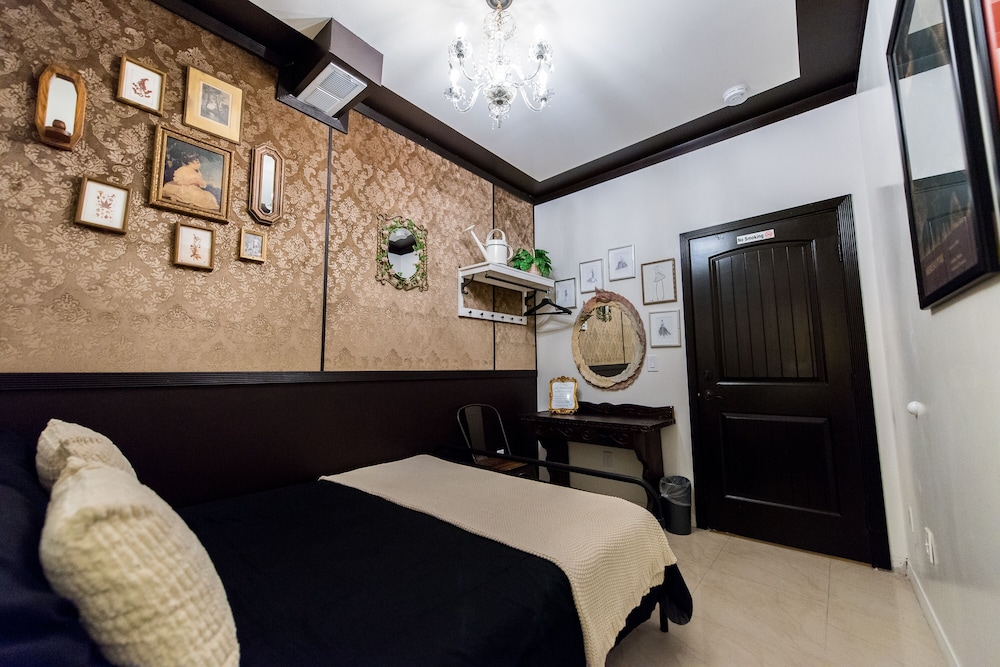 the rosemary silverlake