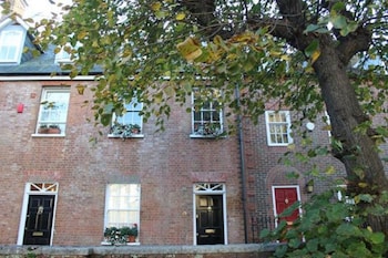quayside quarters