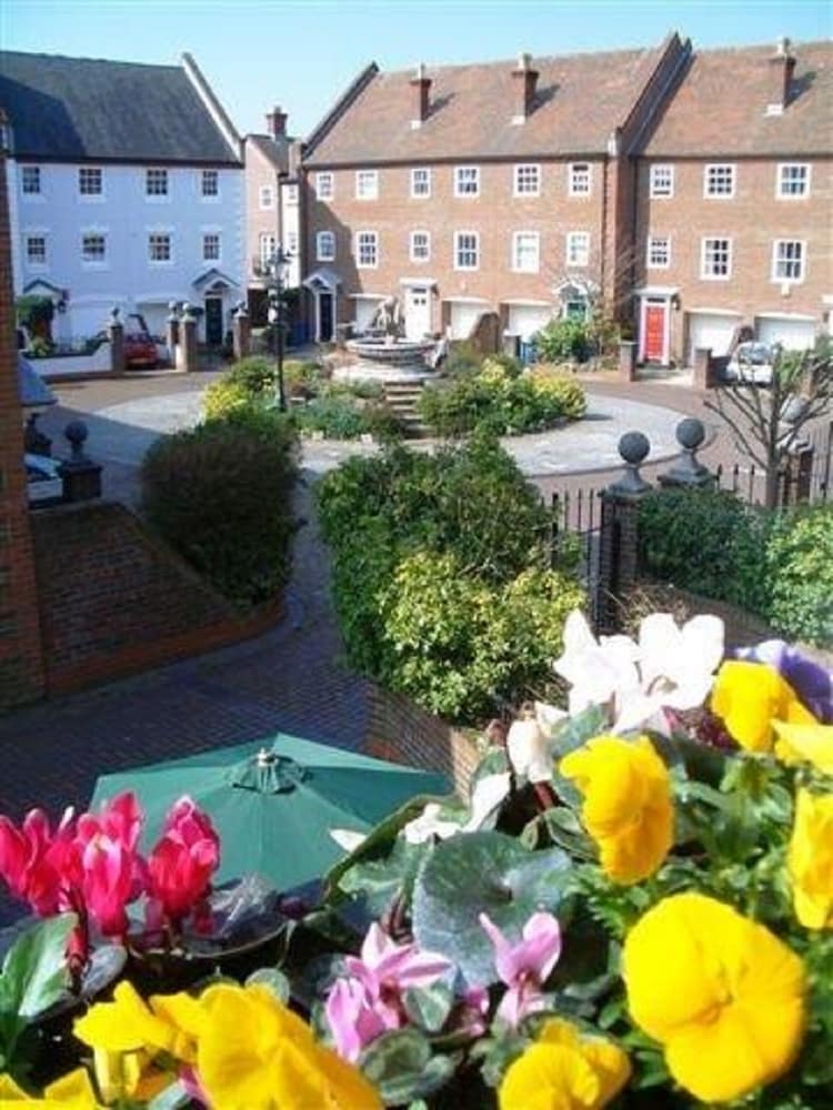 quayside quarters