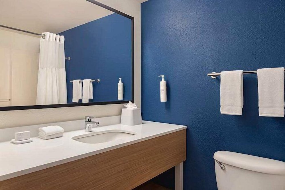 spark by hilton spring lake fayetteville