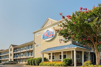 motel 6 fayetteville nc fort bragg area