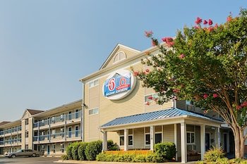 motel 6 fayetteville nc fort bragg area