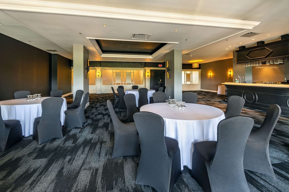 chateau cartier hotel and resort ascend hotel collection