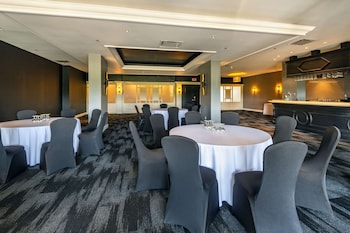 chateau cartier hotel and resort ascend hotel collection