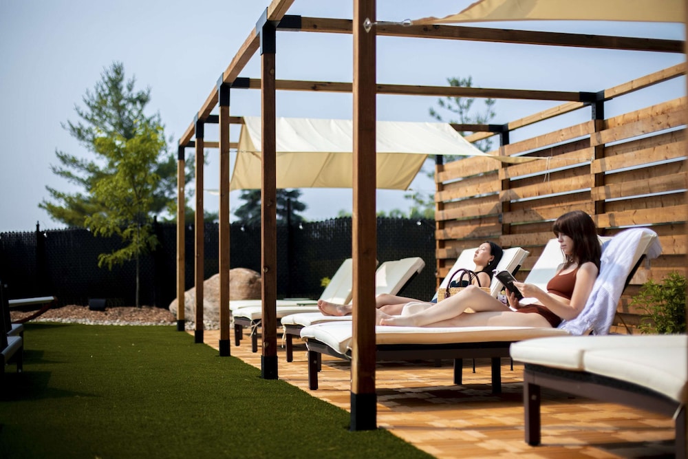 chateau cartier hotel and resort ascend hotel collection