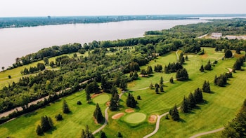 chateau cartier hotel and resort ascend hotel collection
