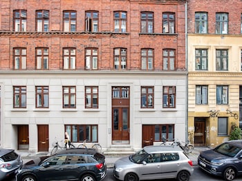 sanders park charming 1 bdr apt close to metro