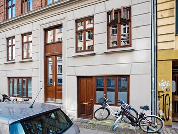 sanders park charming 1 bdr apt close to metro