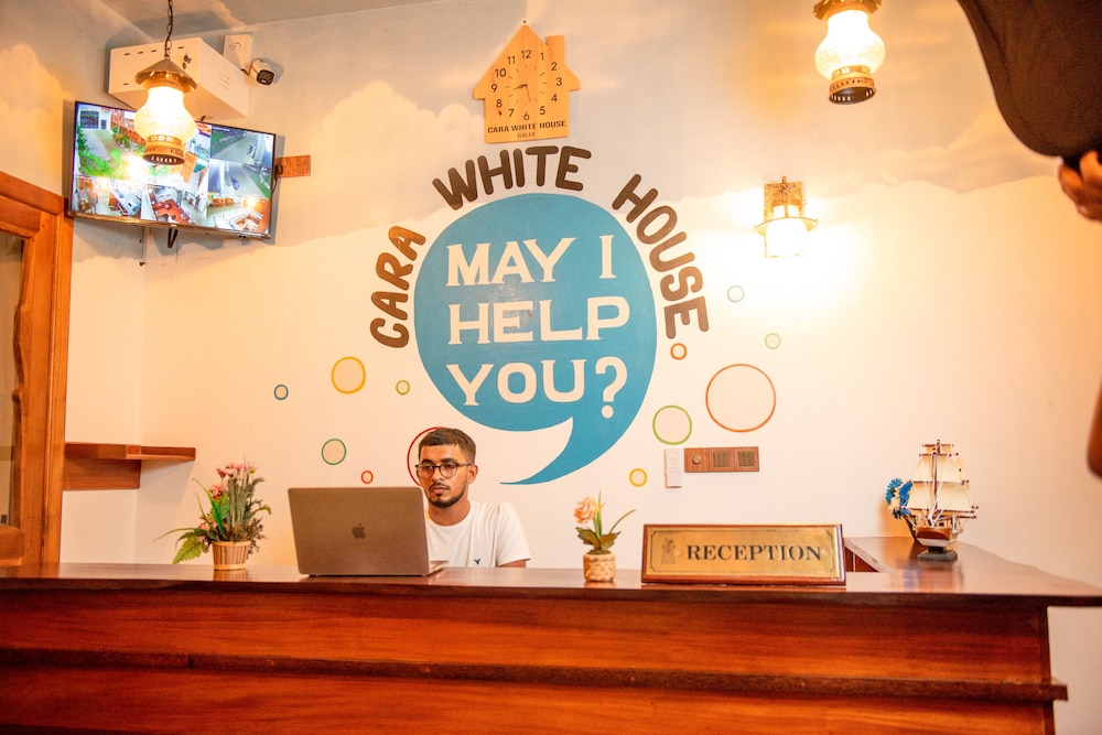 cara white house