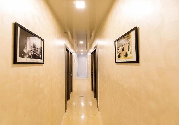 hotel new sky palace residency near international airport