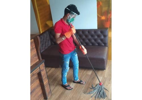 hotel new sky palace residency near international airport