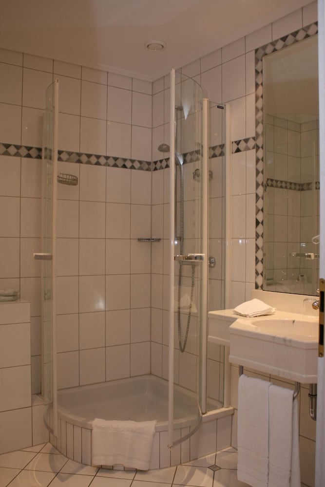 genie er hotel altes gymnasium