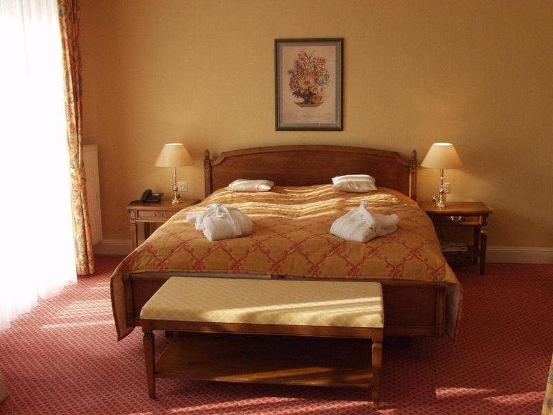 Genießer Hotel Altes Gymnasium,Husum>>Friedrichstadt,5 star