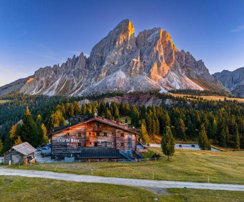 Utia De Börz,In San Martino In Badia,3 star