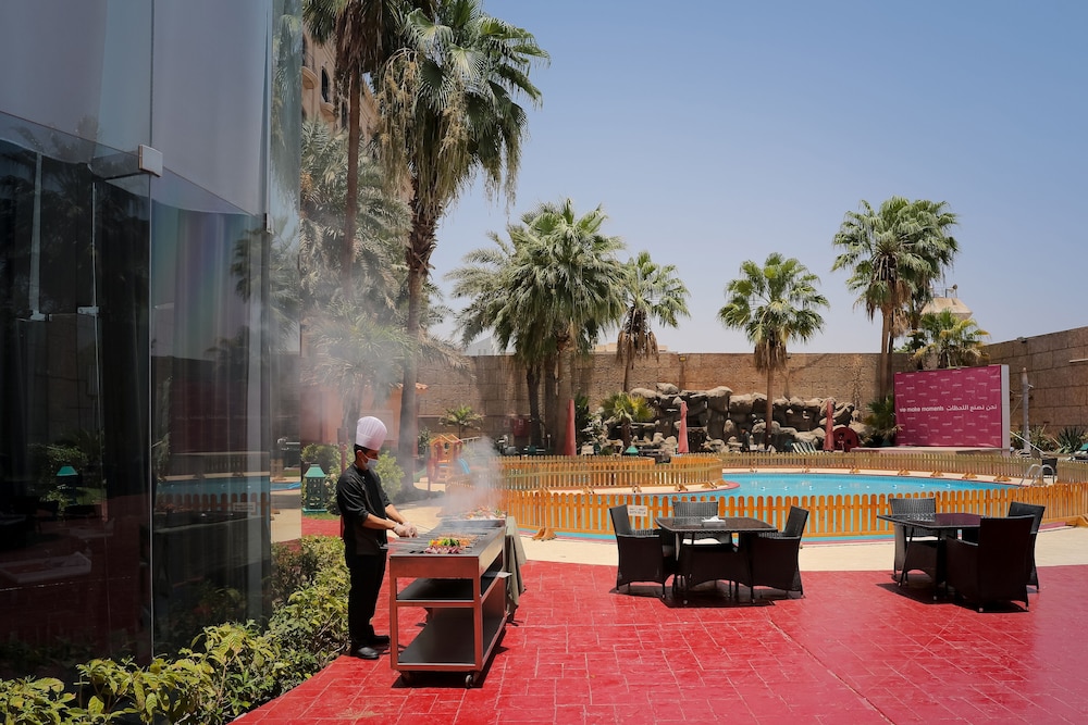movenpick hotel jeddah