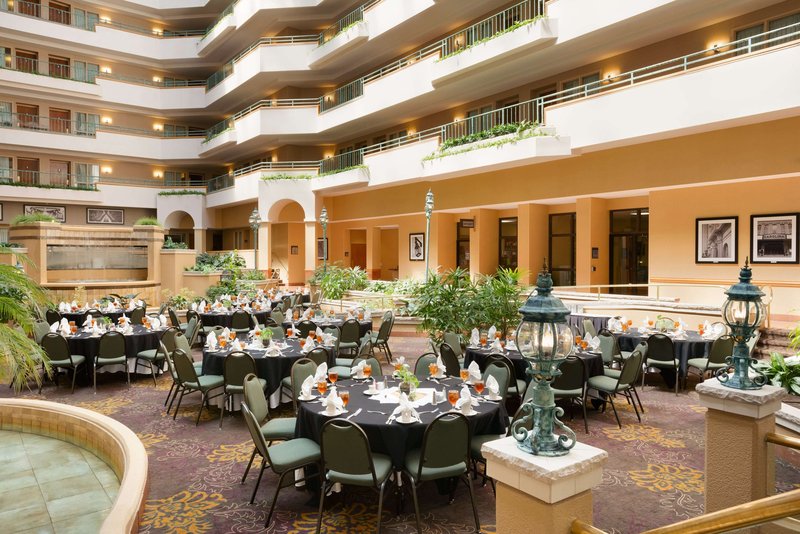 embassy suites by hilton greensboro airport