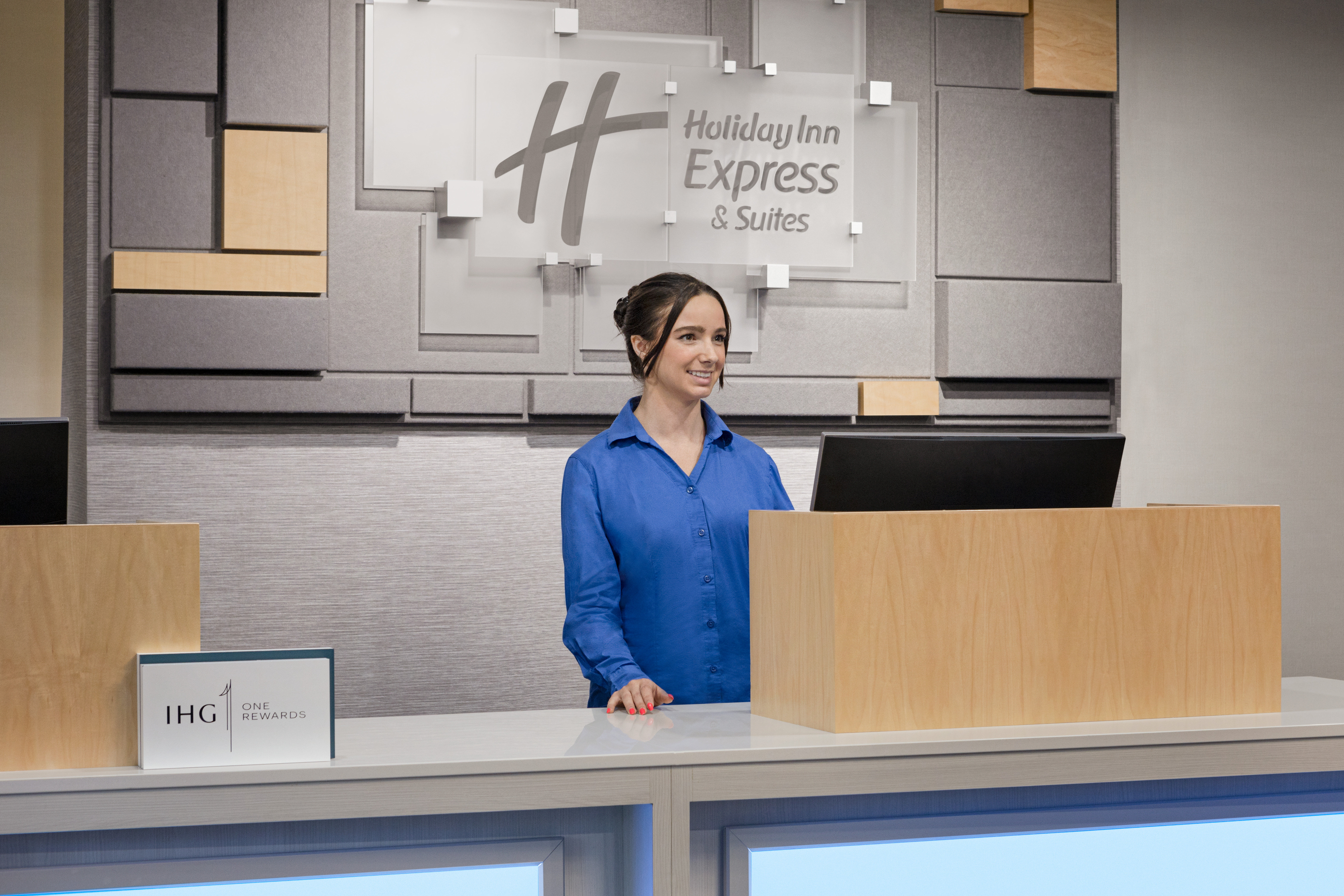 holiday inn express and suites greenville downtown by ihg