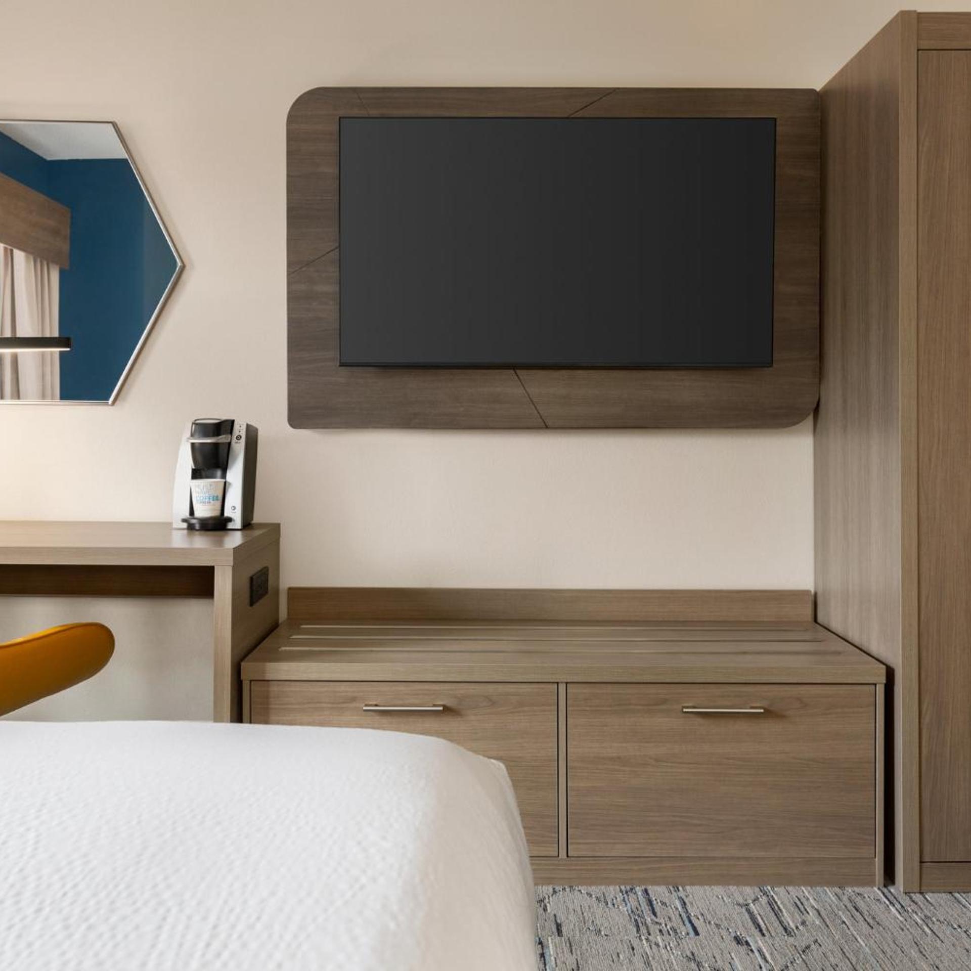 holiday inn express and suites greenville downtown by ihg
