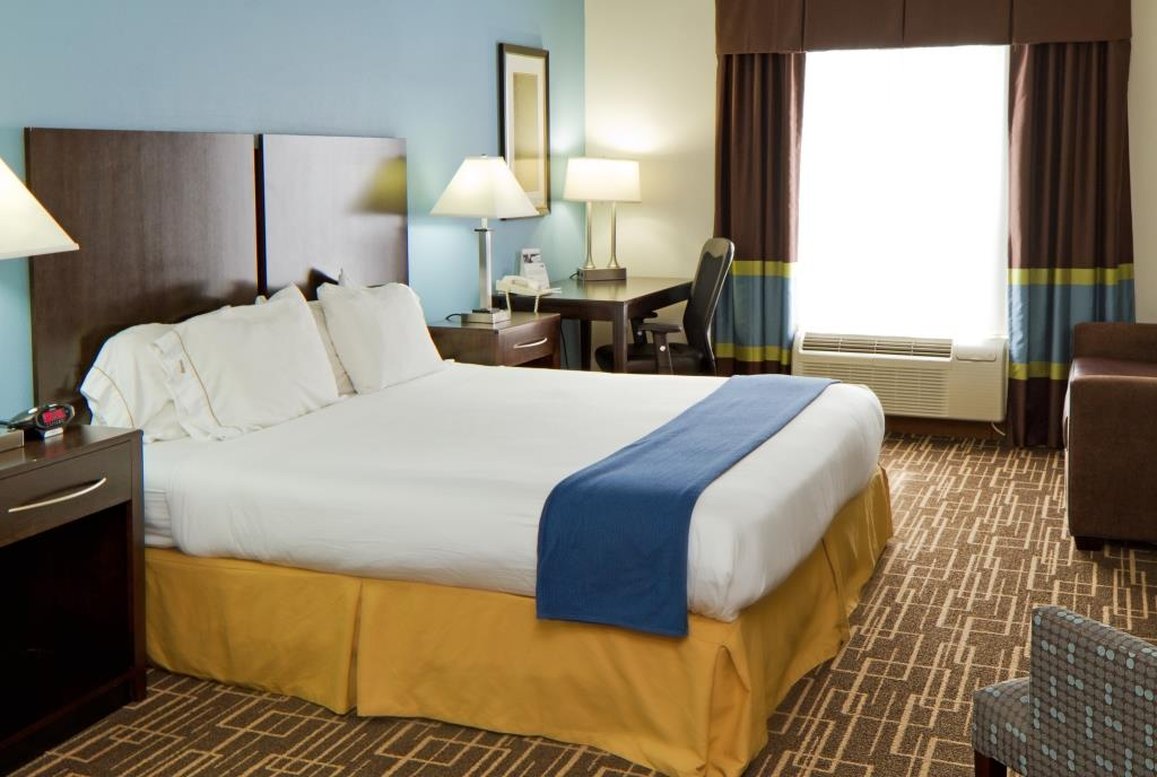 holiday inn express and suites greenville downtown by ihg