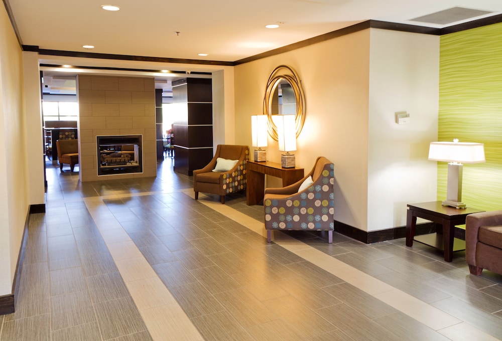 holiday inn express and suites greenville downtown by ihg