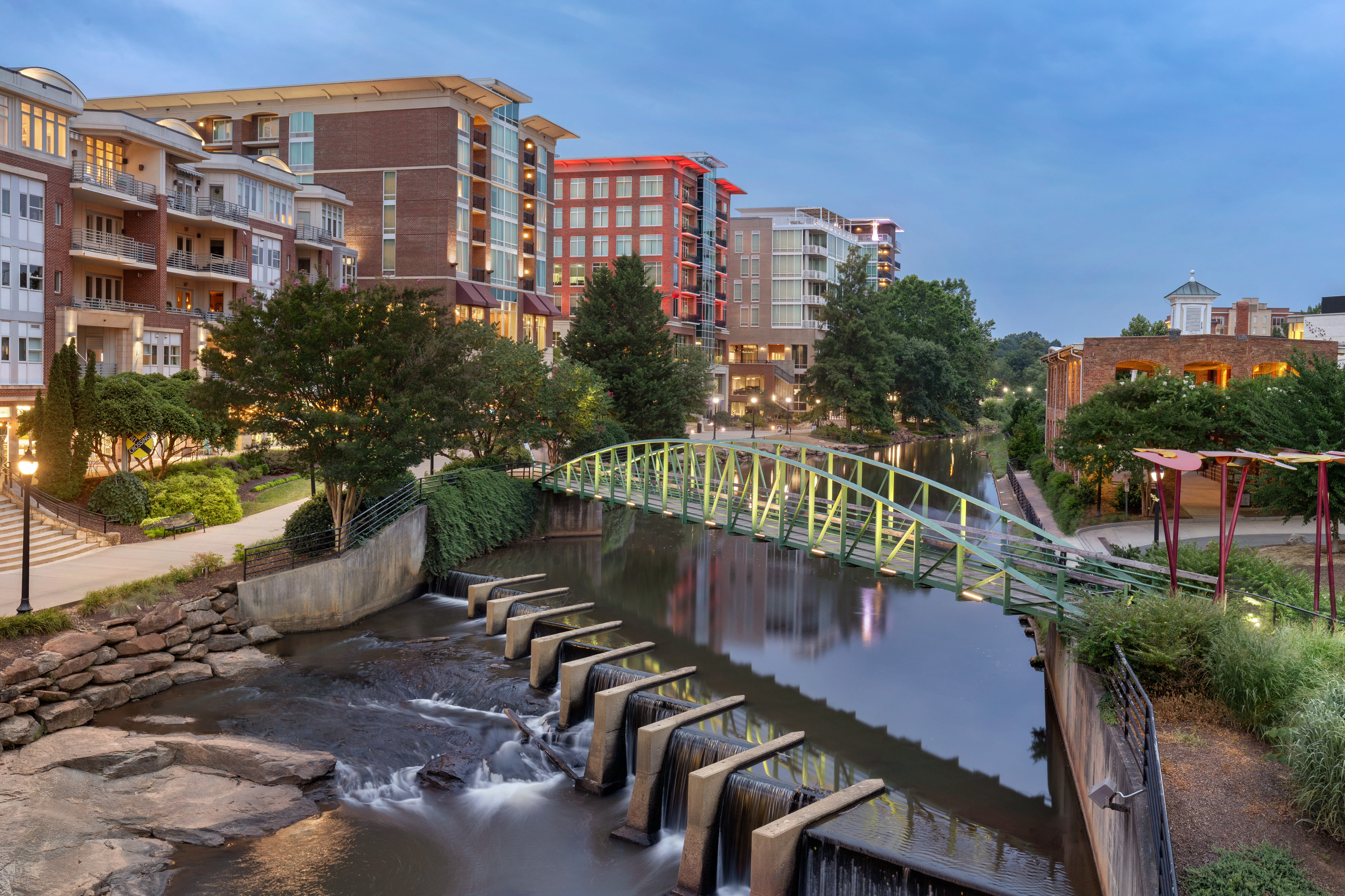 holiday inn express and suites greenville downtown by ihg
