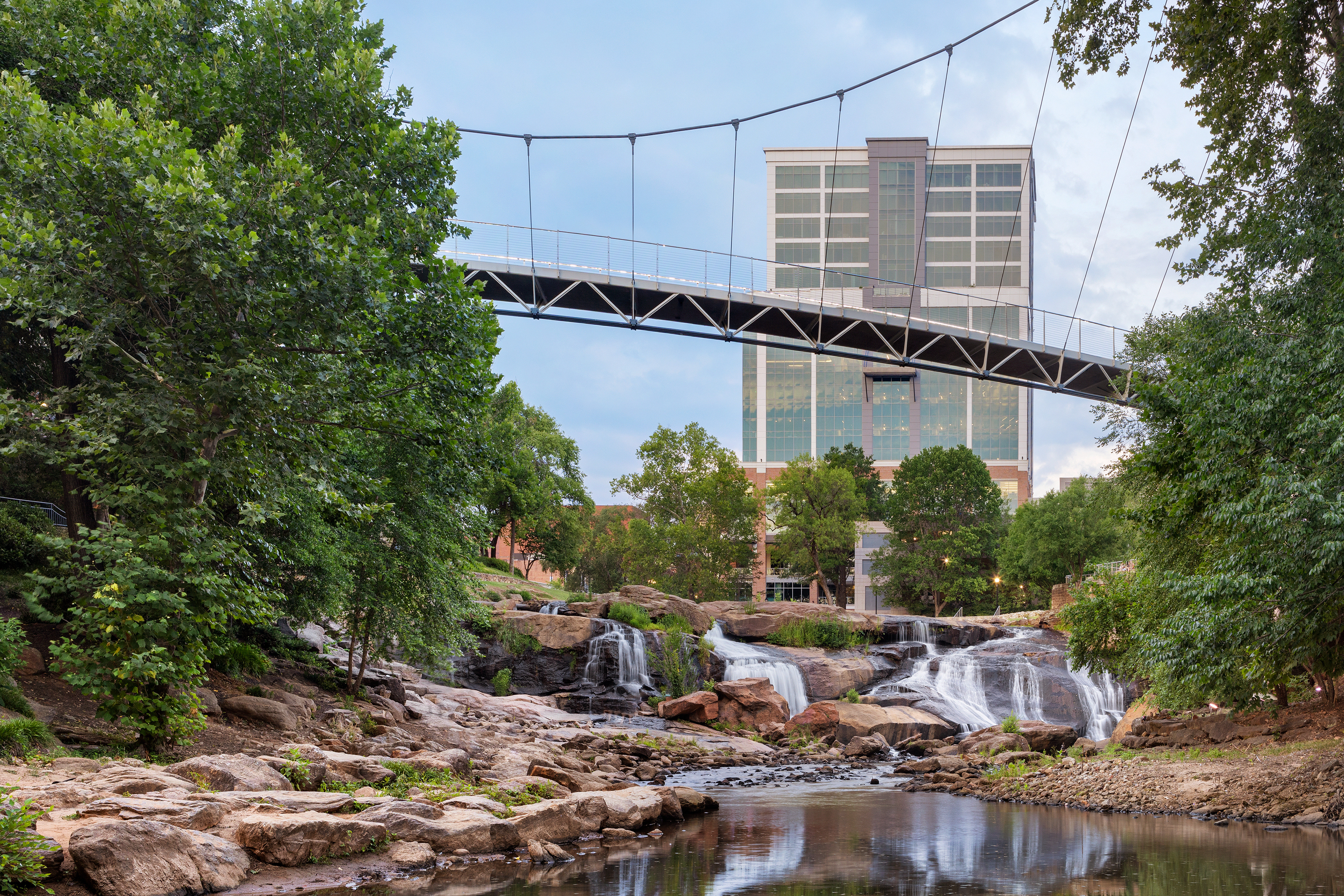 holiday inn express and suites greenville downtown by ihg