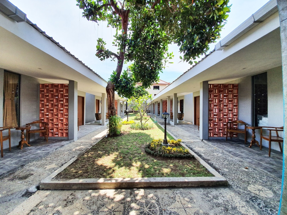 sanur agung suite