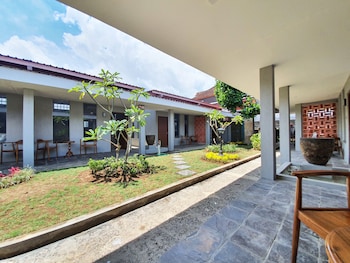 sanur agung suite