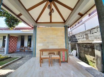 sanur agung suite