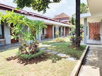 sanur agung suite
