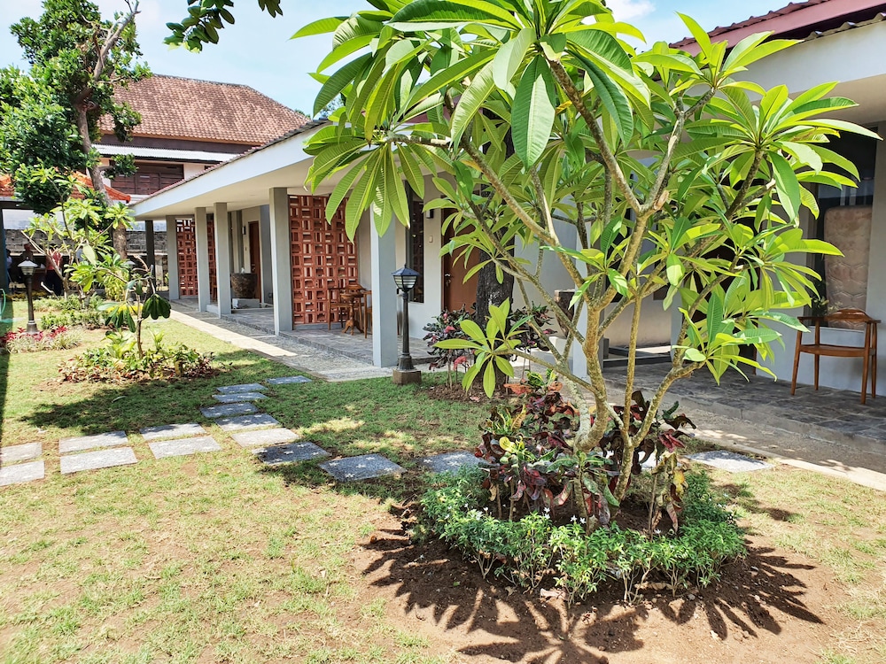 sanur agung suite
