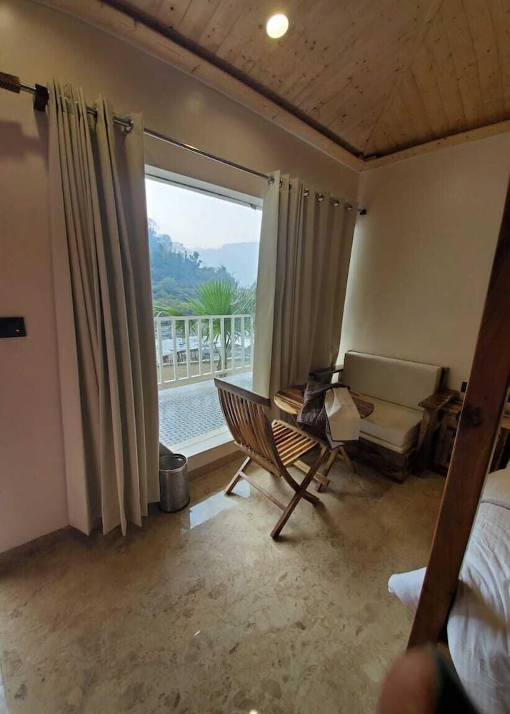 seven hills hotels and resorts