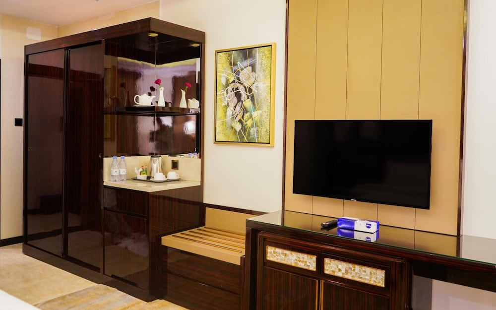 continent al ertiqaa hotel