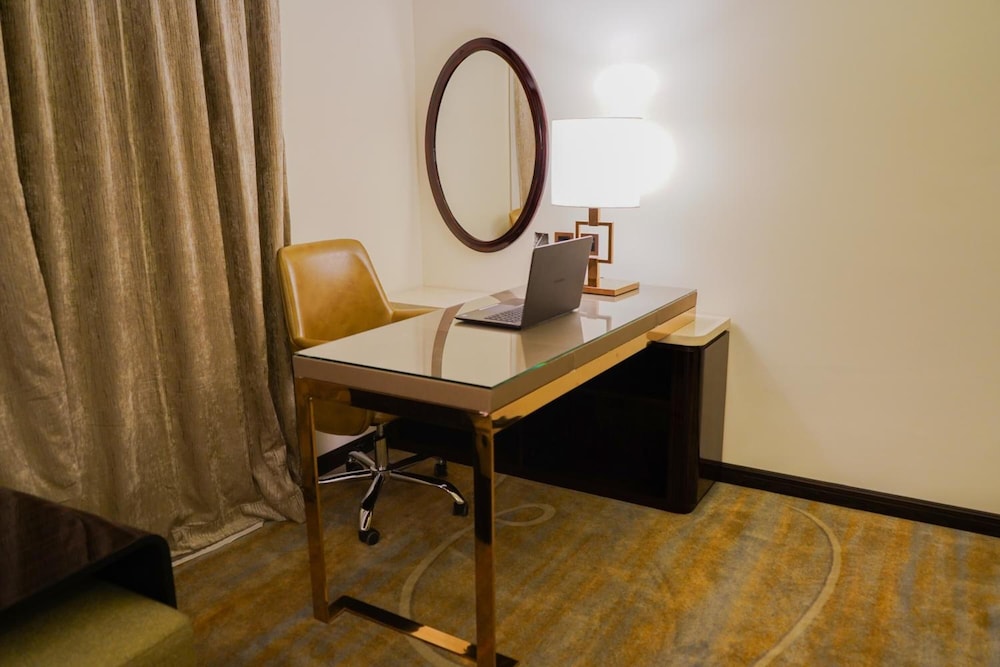 continent al ertiqaa hotel