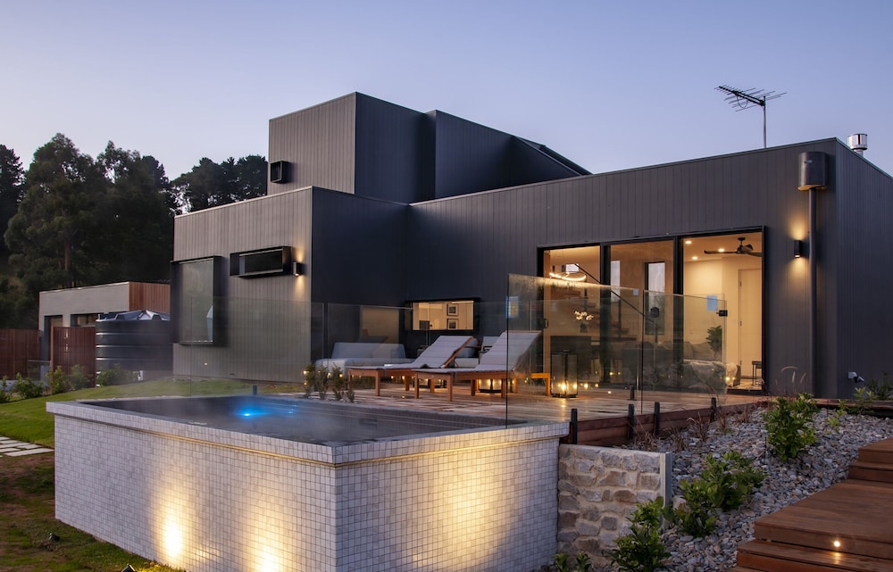 pavilions at lenswood