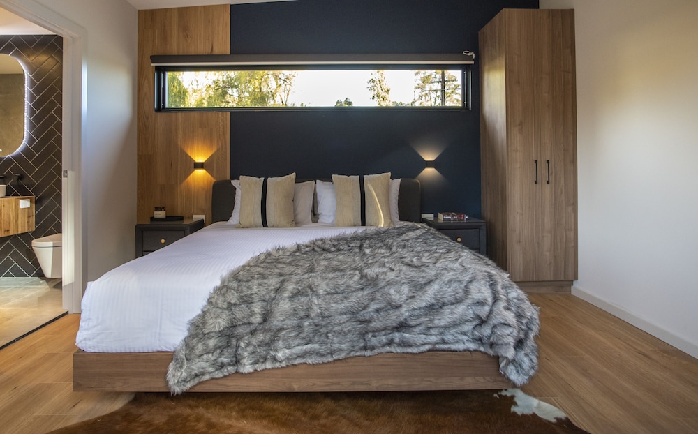 pavilions at lenswood