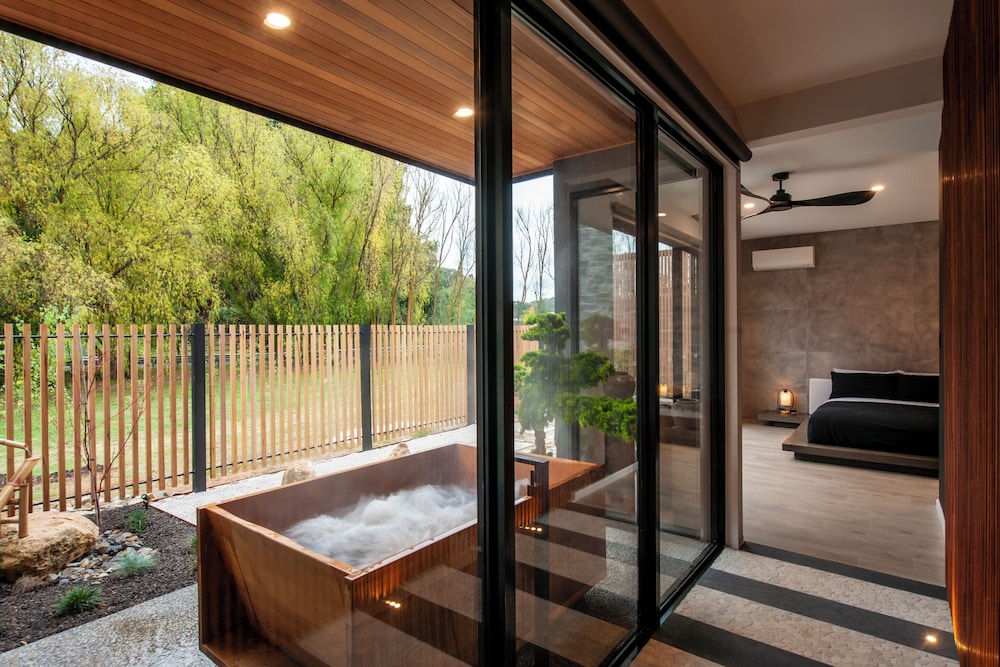 pavilions at lenswood