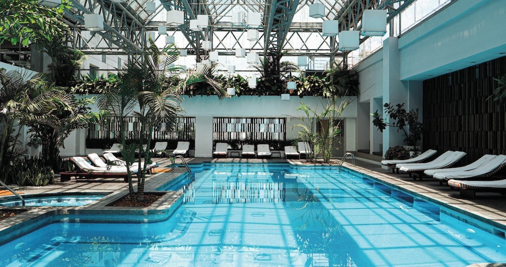 tikal futura hotel and convention center