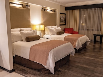 tikal futura hotel and convention center