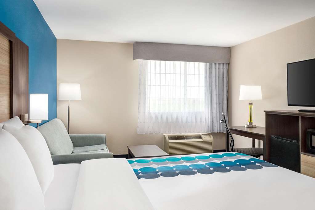 baymont by wyndham blackwell i 35