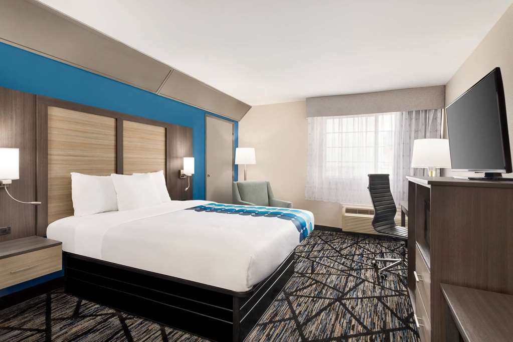 baymont by wyndham blackwell i 35