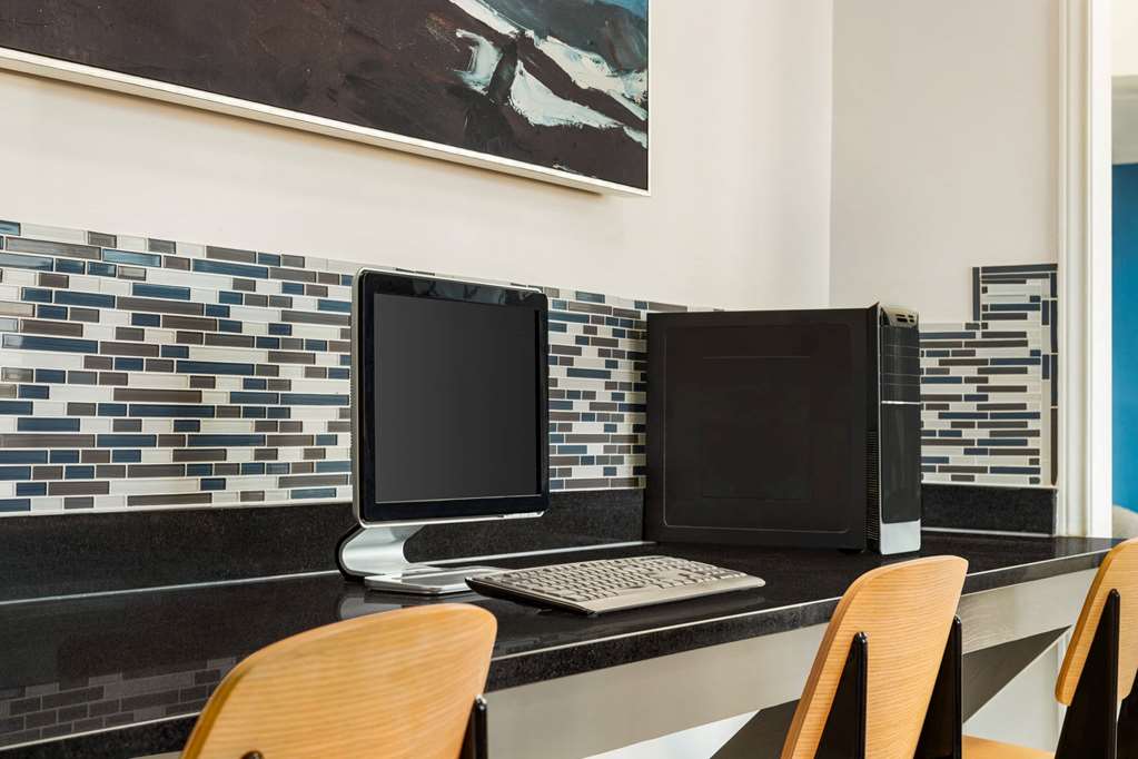 baymont by wyndham blackwell i 35