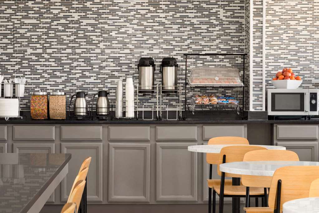 baymont by wyndham blackwell i 35